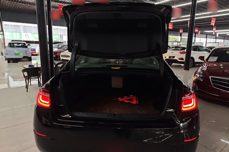 Used Citroen C6 2017 380THP Luxury Version Trunk