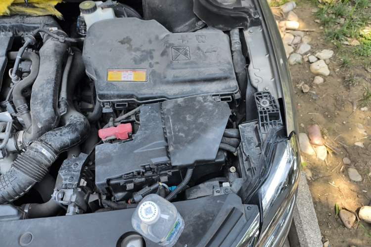 Used Citroen C6 2017 380THP Prestige Model Engine Bay Left