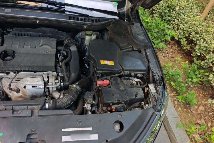 Used Citroen C6 2017 Revised Version 380THP Luxury Edition Engine Bay Left
