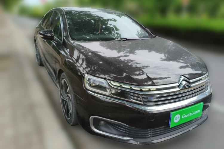Used Citroen C6 2017 380THP Prestige Model Front Right 45 Deg
