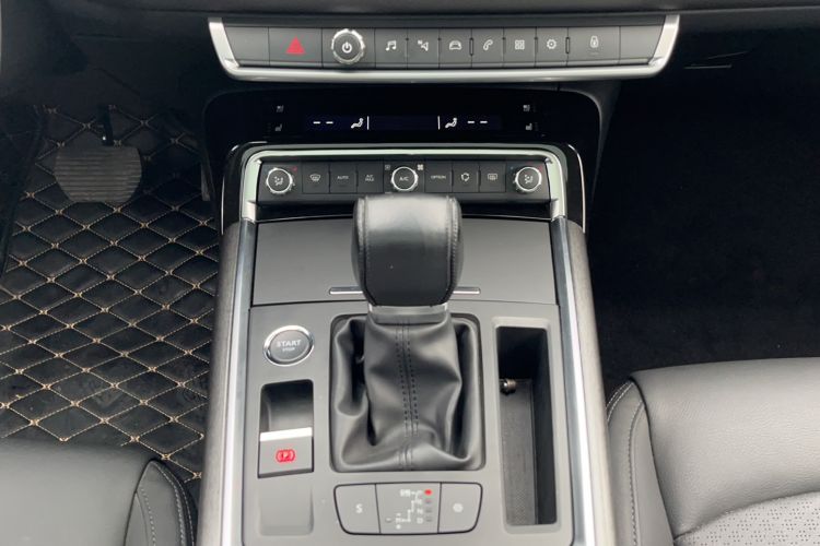 Used Citroen C6 2017 Revised Version 380THP Luxury Edition Interior 7