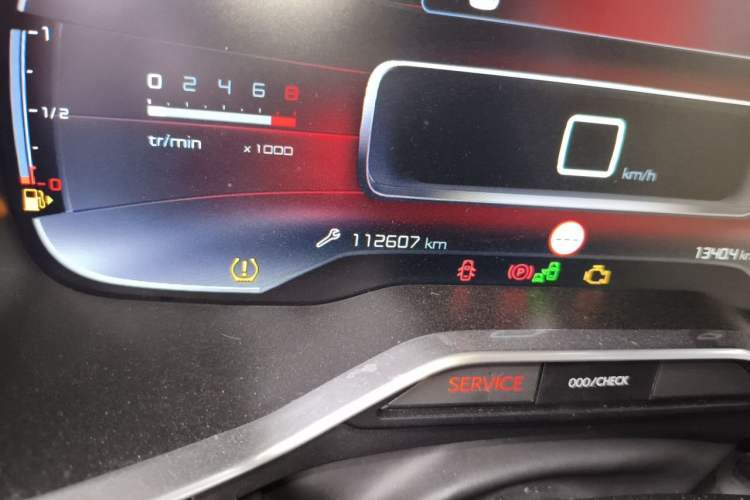Used Citroen C6 2017 380THP Prestige Model Odometer Close Up
