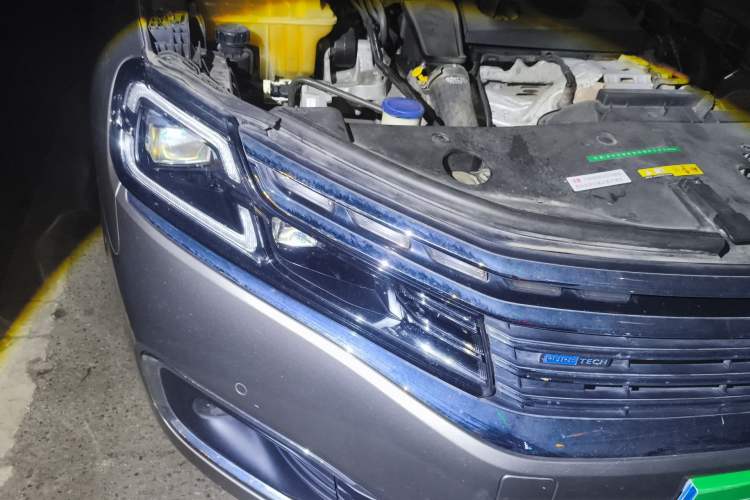 Used Citroen C6 2017 Revised Version 380THP Luxury Edition Right Front Headlight