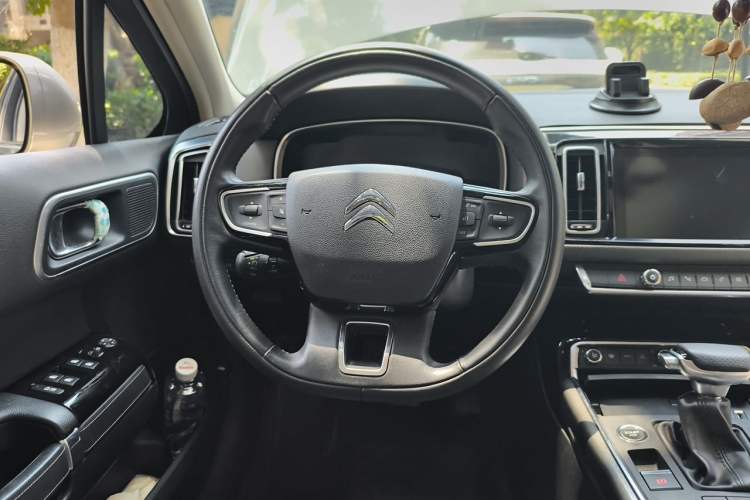 Used Citroen C6 2017 380THP Prestige Model Steering Wheel