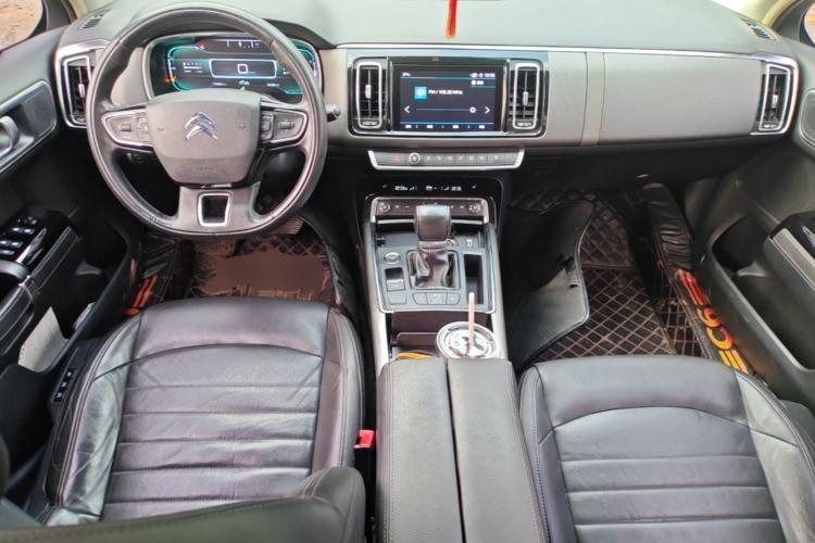 Used Citroen C6 2017 Revised Version 380THP Luxury Edition Center Console