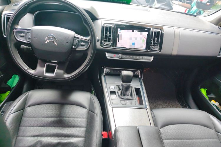 Used Citroen C6 2017 380THP Prestige Model Center Console