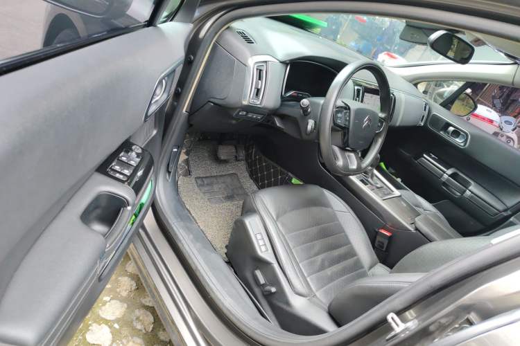 Used Citroen C6 2017 380THP Prestige Model Driver Seat
