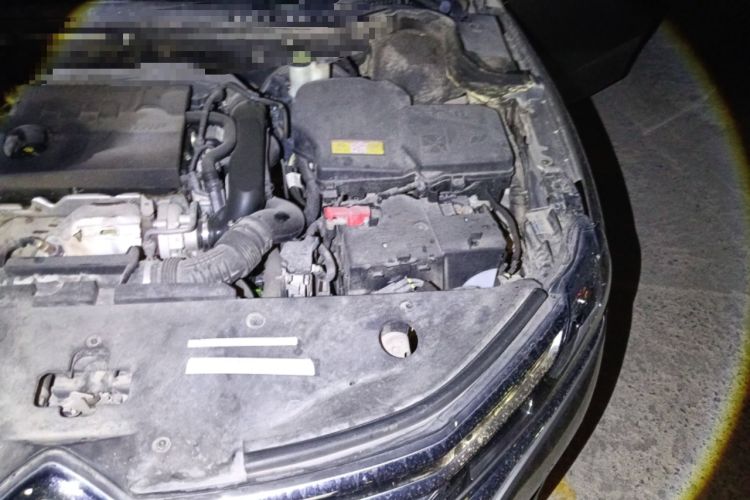 Used Citroen C6 2017 380THP Luxury Version Engine Bay Left