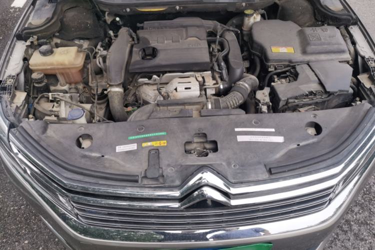 Used Citroen C6 2017 Revised Version 380THP Luxury Edition Engine Bay