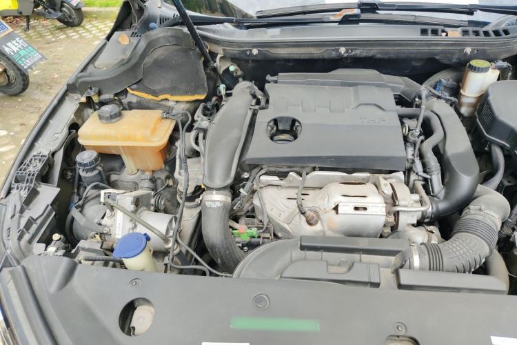 Used Citroen C6 2017 380THP Prestige Model Engine Bay Right