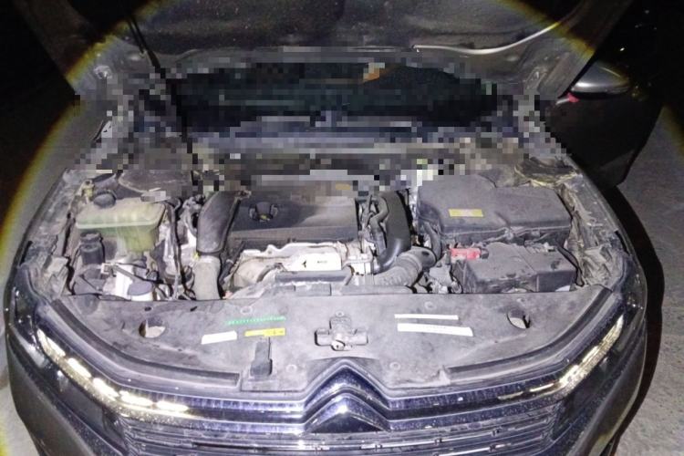 Used Citroen C6 2017 380THP Luxury Version Engine Bay