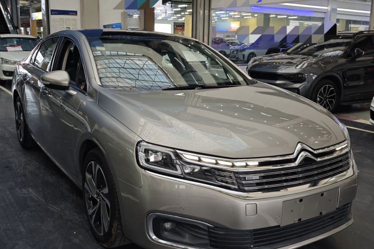 Used Citroen C6 2017 Revised Version 380THP Luxury Edition Exterior 8