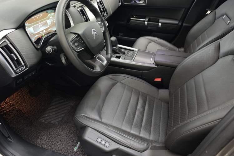 Used Citroen C6 2017 Revised Version 380THP Luxury Edition Interior 2