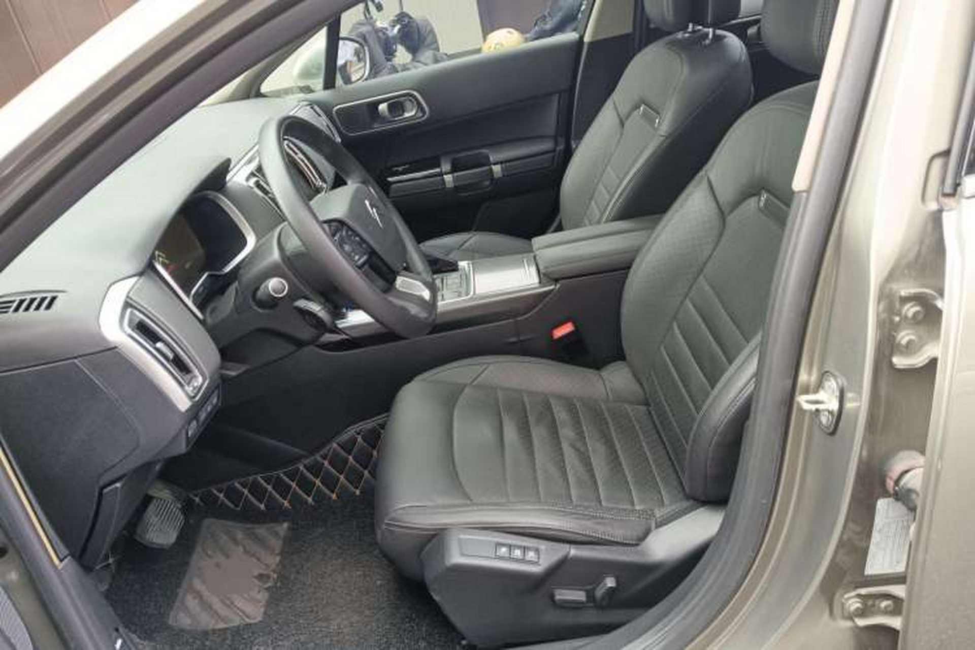 Used Citroen C6 2017 Revised Version 380THP Luxury Edition Left Front Seat