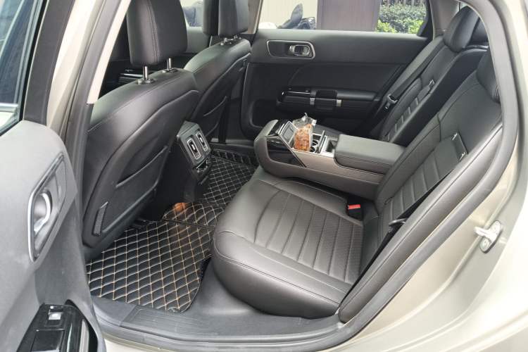 Used Citroen C6 2017 Revised Version 380THP Luxury Edition Left Rear Seat