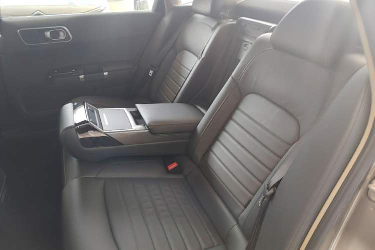 Used Citroen C6 2017 Revised Version 380THP Luxury Edition Left Rear Seat