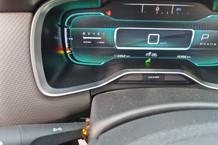 Used Citroen C6 2017 Revised Version 380THP Luxury Edition Odometer Close Up