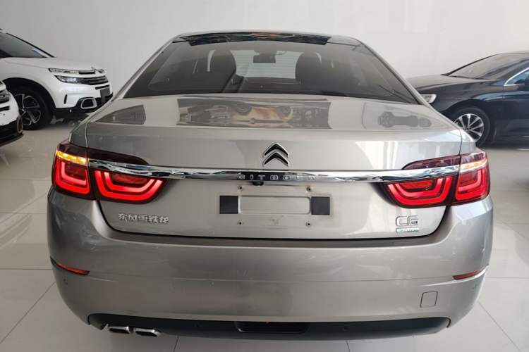Used Citroen C6 2017 Revised Version 380THP Luxury Edition Rear