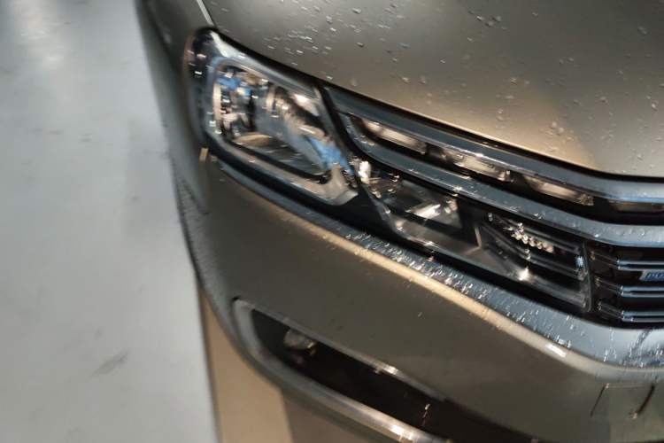 Used Citroen C6 2017 Revised 350THP Luxury Version Right Front Headlight