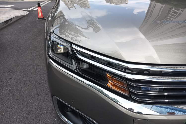 Used Citroen C6 2017 Revised Version 380THP Luxury Edition Right Front Headlight