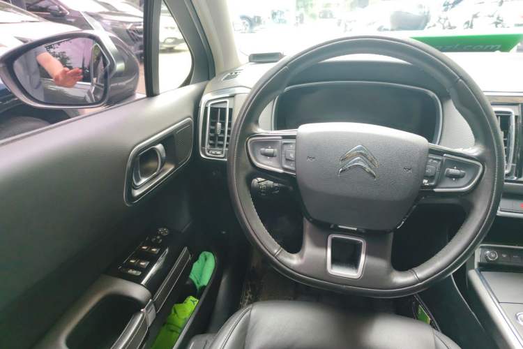 Used Citroen C6 2017 380THP Prestige Model Steering Wheel