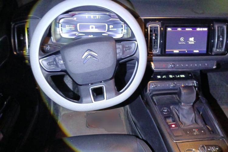 Used Citroen C6 2017 380THP Luxury Version Steering Wheel