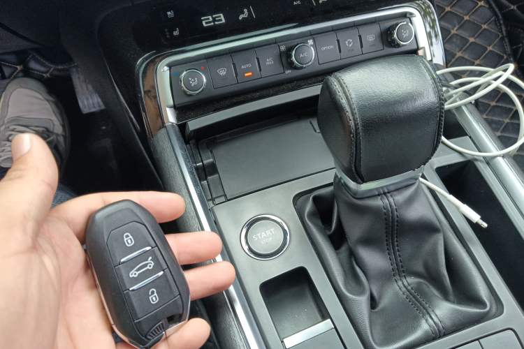 Used Citroen C6 2017 Revised Version 380THP Luxury Edition Vehicle Key