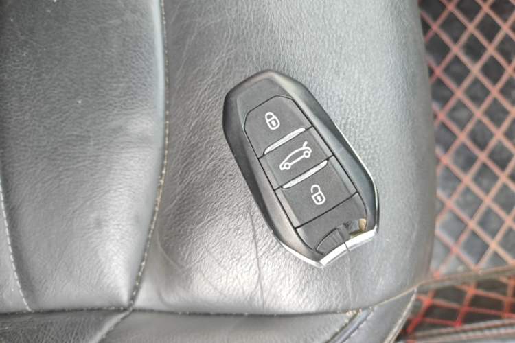 Used Citroen C6 2017 Revised Version 380THP Luxury Edition Vehicle Key