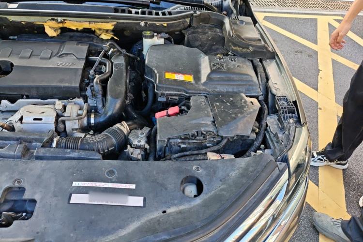 Used Citroen C6 2017 380THP Prestige Model Engine Bay Left