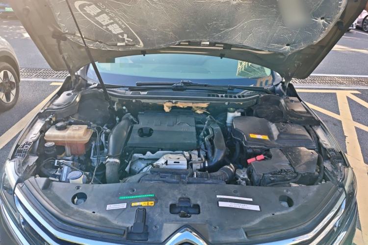 Used Citroen C6 2017 380THP Prestige Model Engine Bay