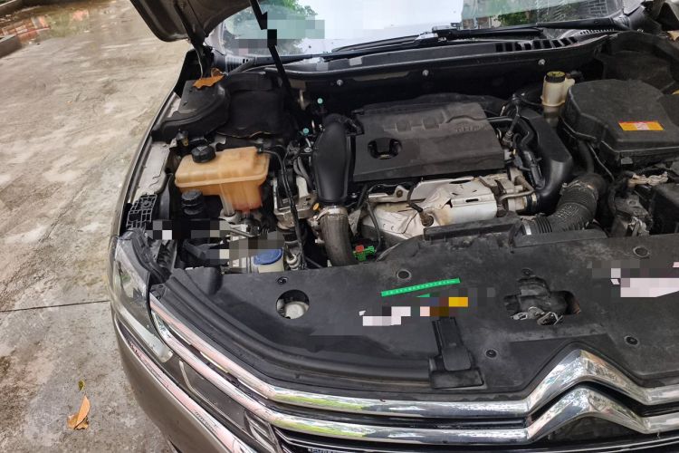 Used Citroen C6 2017 Revised Version 380THP Luxury Edition Engine Bay Right