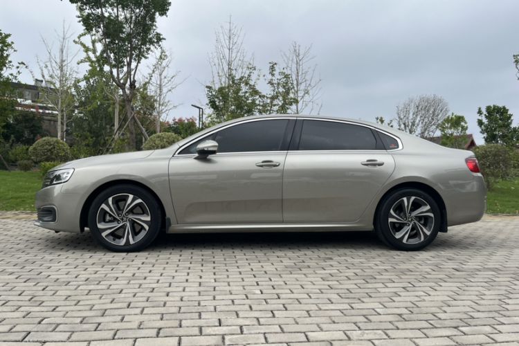 Used Citroen C6 2017 Revised Version 380THP Luxury Edition Exterior 2