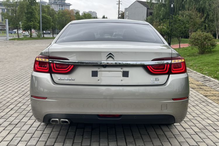 Used Citroen C6 2017 Revised Version 380THP Luxury Edition Exterior 4