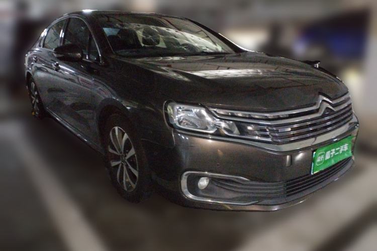 Used Citroen C6 2017 Revised Version 380THP Luxury Edition Front Right 45 Deg