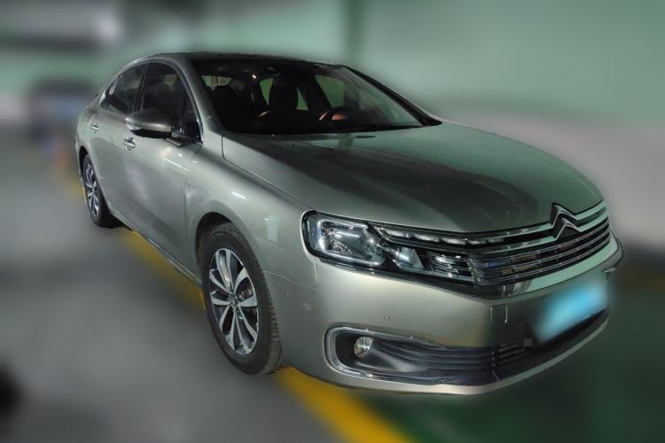 Used Citroen C6 2017 Revised Version 380THP Luxury Edition Front Right 45 Deg