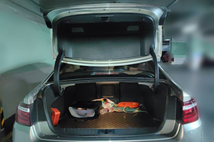 Used Citroen C6 2017 Revised Version 380THP Luxury Edition Trunk