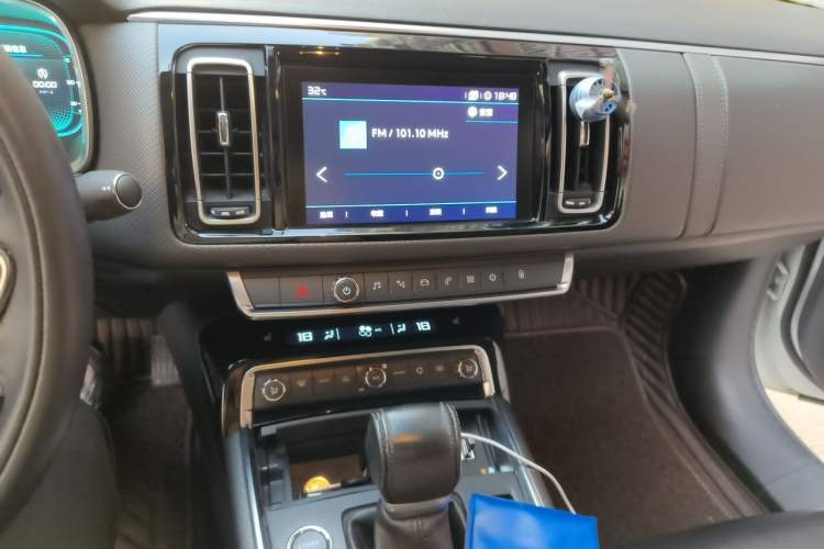 Used Citroen C6 2017 Revised Version 380THP Luxury Edition Audio And AC Panel