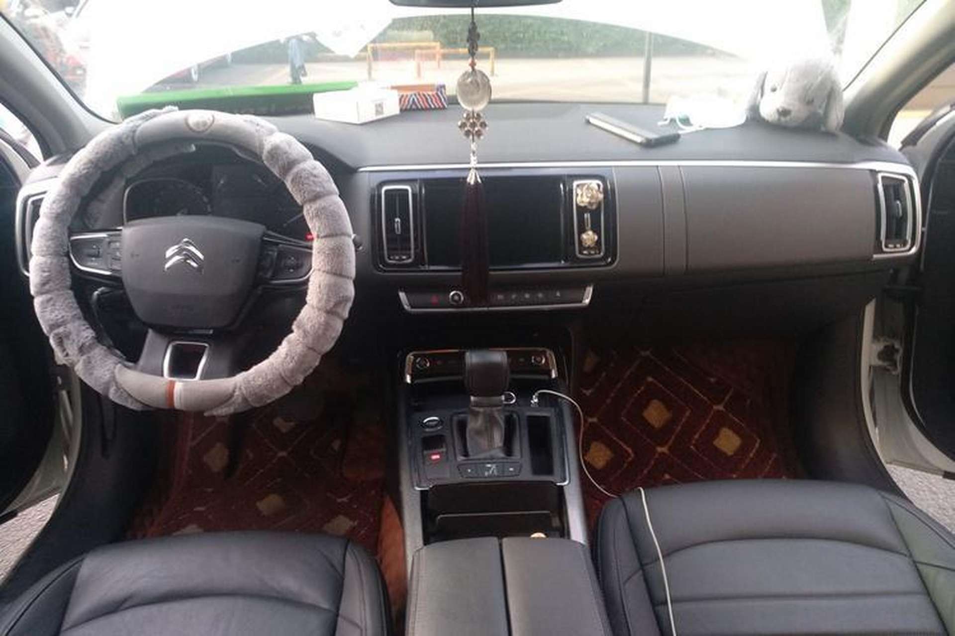 Used Citroen C6 2017 Revised 350THP Luxury Version Center Console