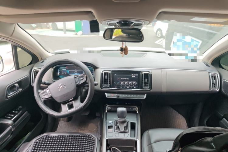 Used Citroen C6 2017 380THP Prestige Model Center Console