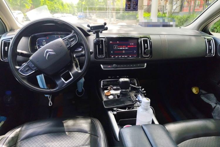 Used Citroen C6 2017 Revised Version 380THP Luxury Edition Center Console