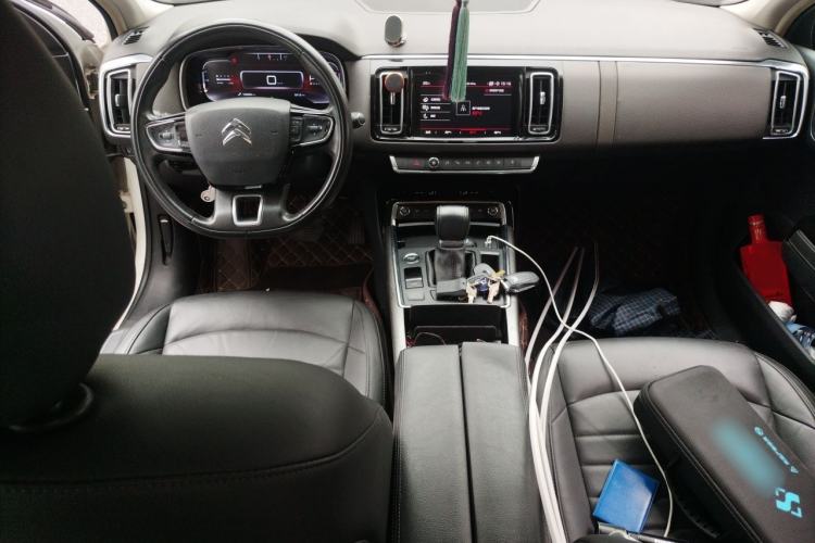Used Citroen C6 2017 380THP Luxury Version Center Console
