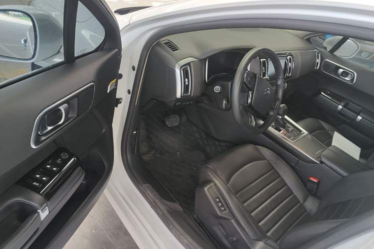 Used Citroen C6 2017 380THP Luxury Version Driver Seat
