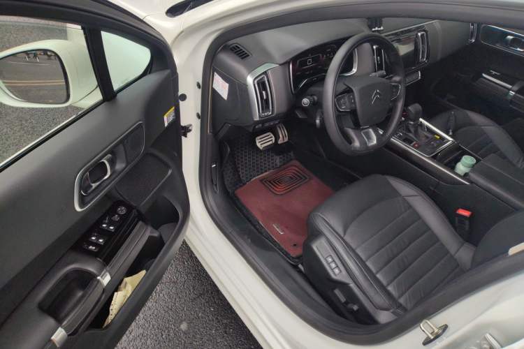 Used Citroen C6 2017 380THP Luxury Version Driver Seat