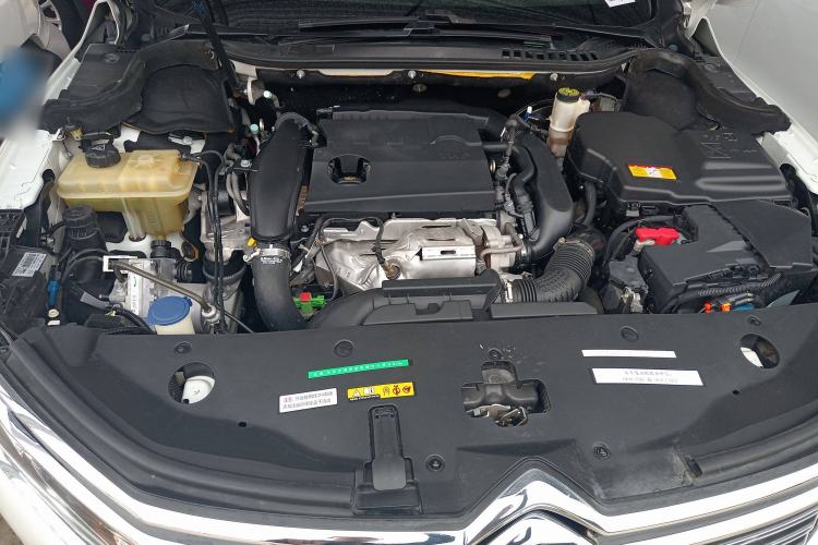 Used Citroen C6 2017 380THP Prestige Model Engine Bay