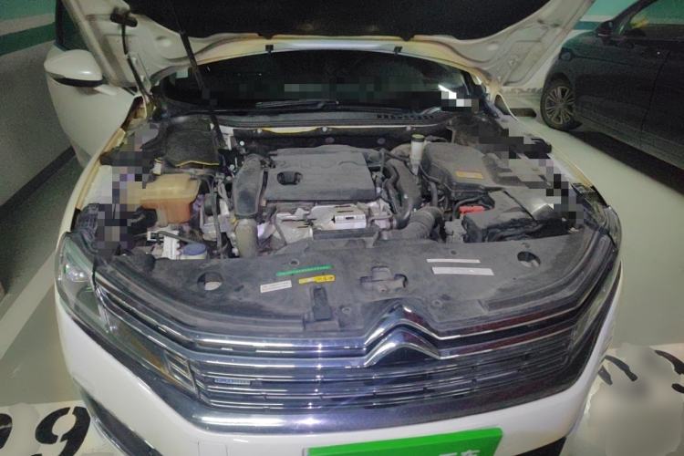 Used Citroen C6 2017 380THP Prestige Model Engine Bay