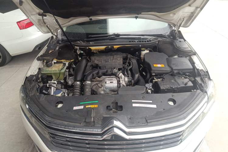 Used Citroen C6 2017 350THP Luxury Model Engine Bay