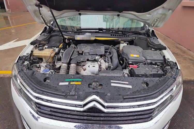 Used Citroen C6 2017 350THP Luxury Model Engine Bay