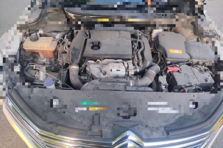 Used Citroen C6 2017 380THP Luxury Version Engine Bay