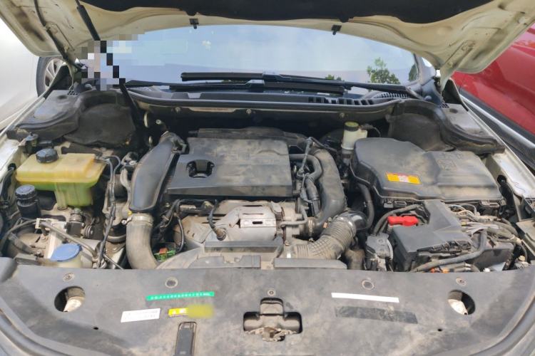 Used Citroen C6 2017 380THP Prestige Model Engine Bay