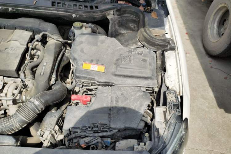 Used Citroen C6 2017 Revised Version 380THP Luxury Edition Engine Bay Left
